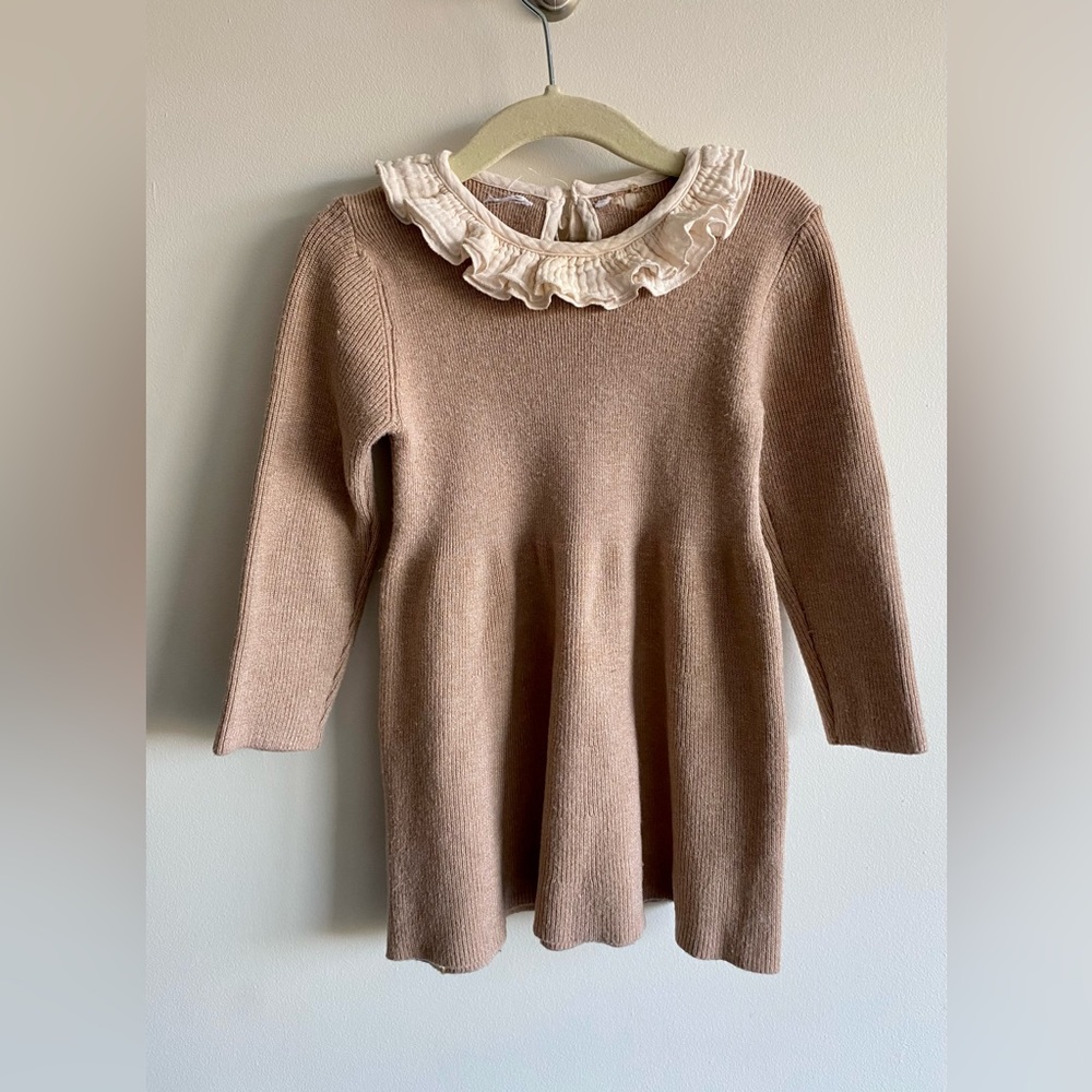 Zara girls knit camel colored dress with cream ruffle collar. Zara knitwear.
